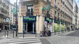 Pharmacie 💊 GRANDE PHARMACIE DE LA POMPE l Rue de la Pompe l Paris 16ème 0