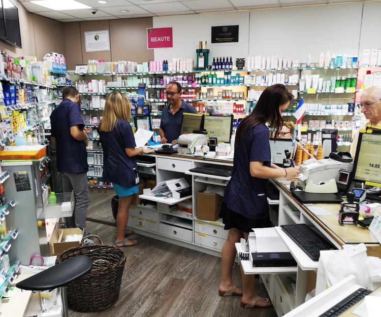 Grande Pharmacie De L'horloge - Pharmabest Nîmes