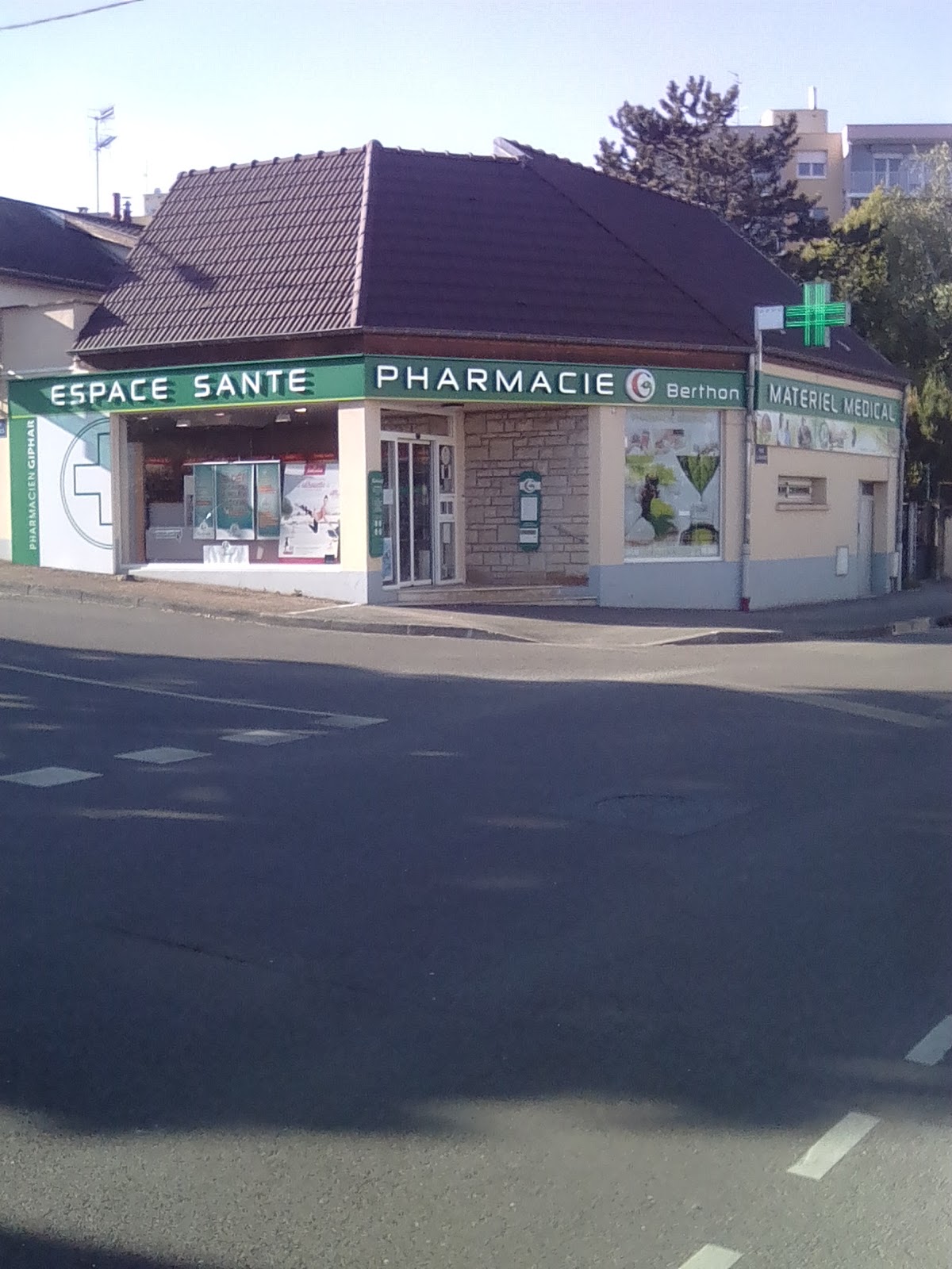 PHARMACIE BERTHON