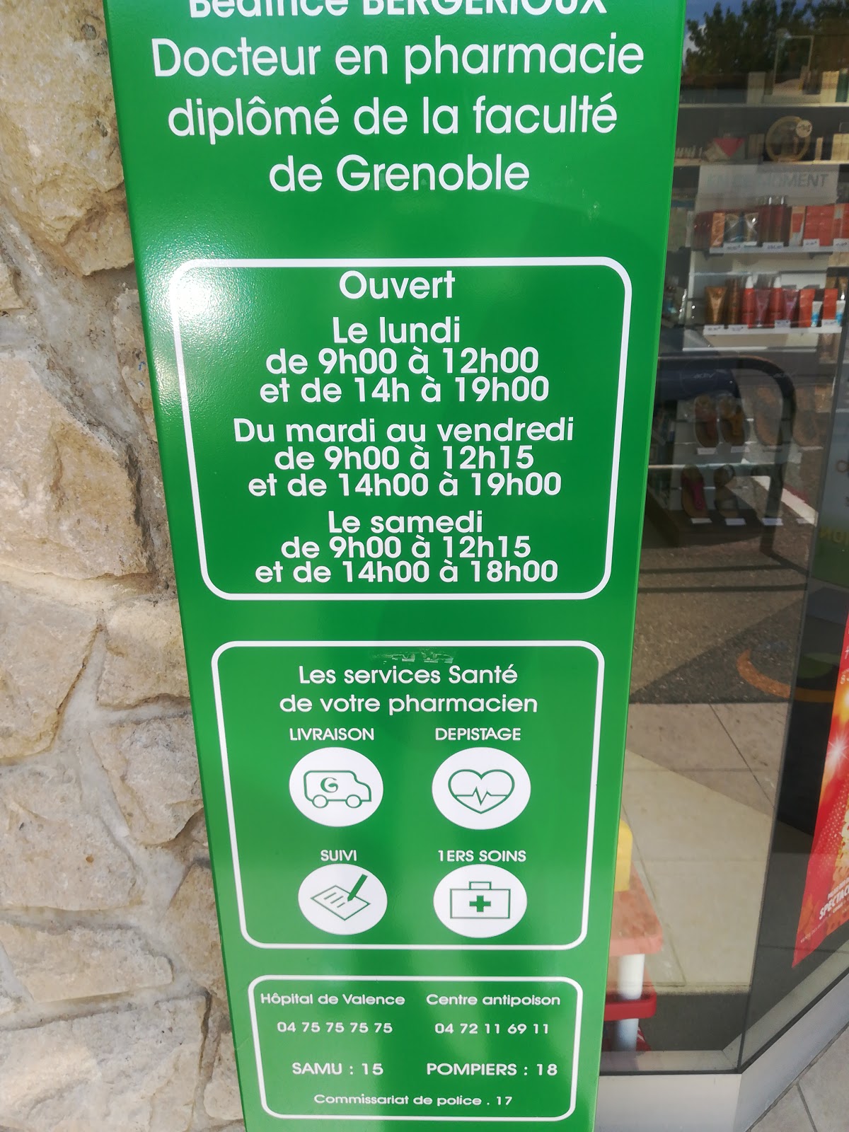 PHARMACIE DES CHARRANS