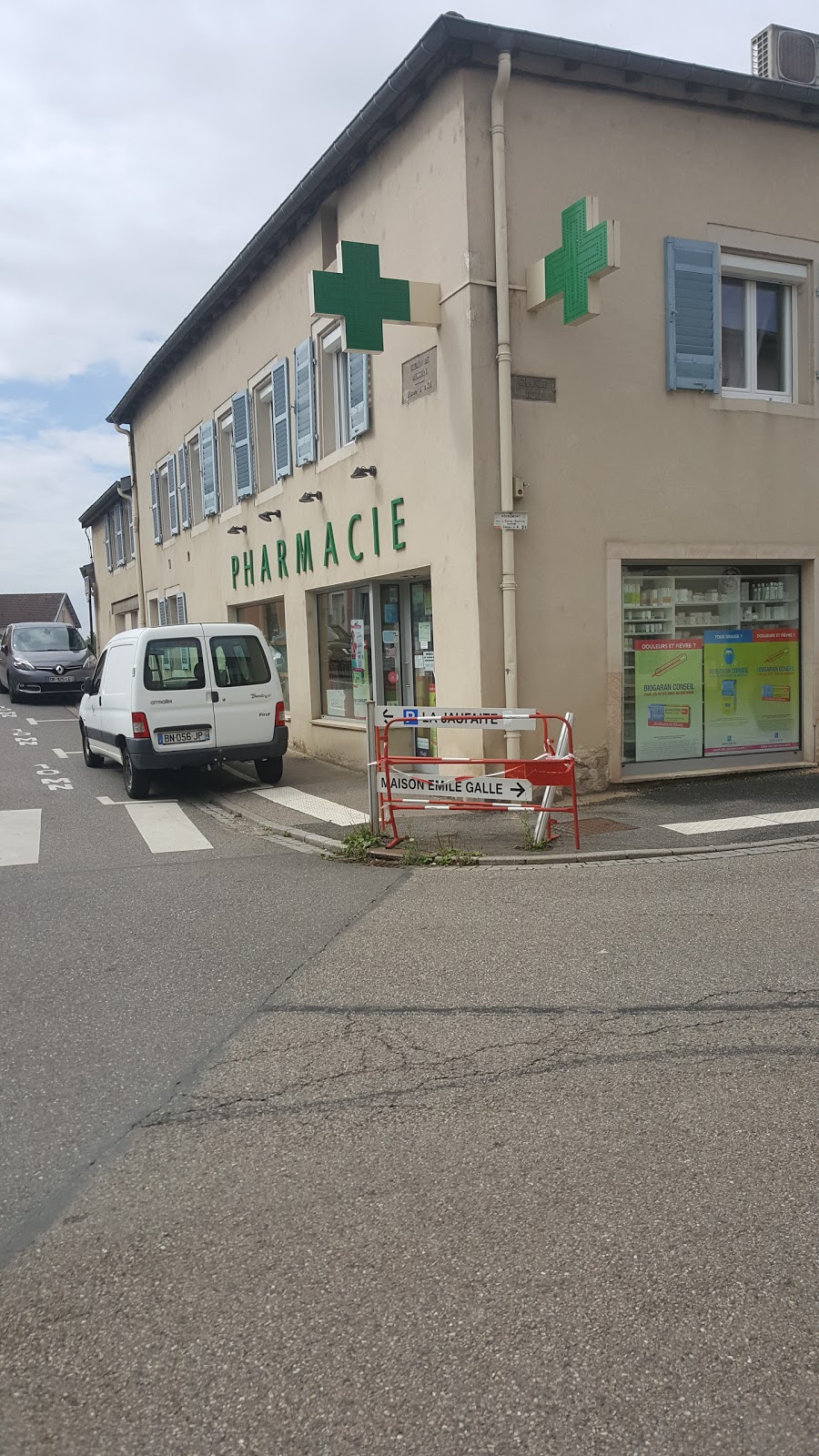 Pharmacie du Village