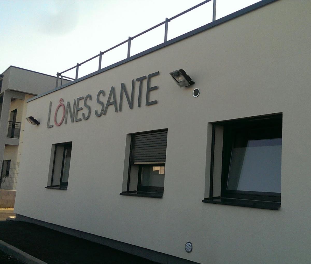 Lones Sante