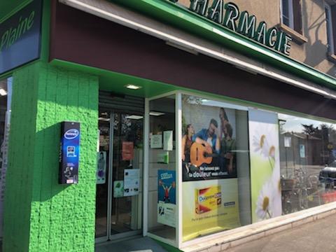 Pharmacie De La Plaine (France veto)