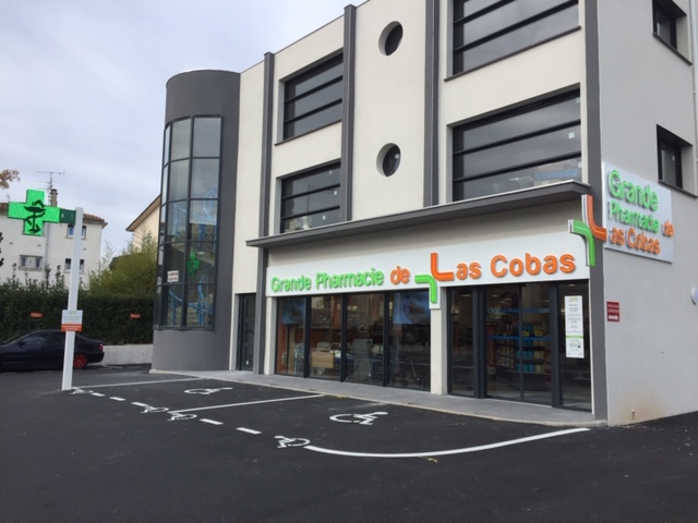 Aprium Grande Pharmacie Las Cobas