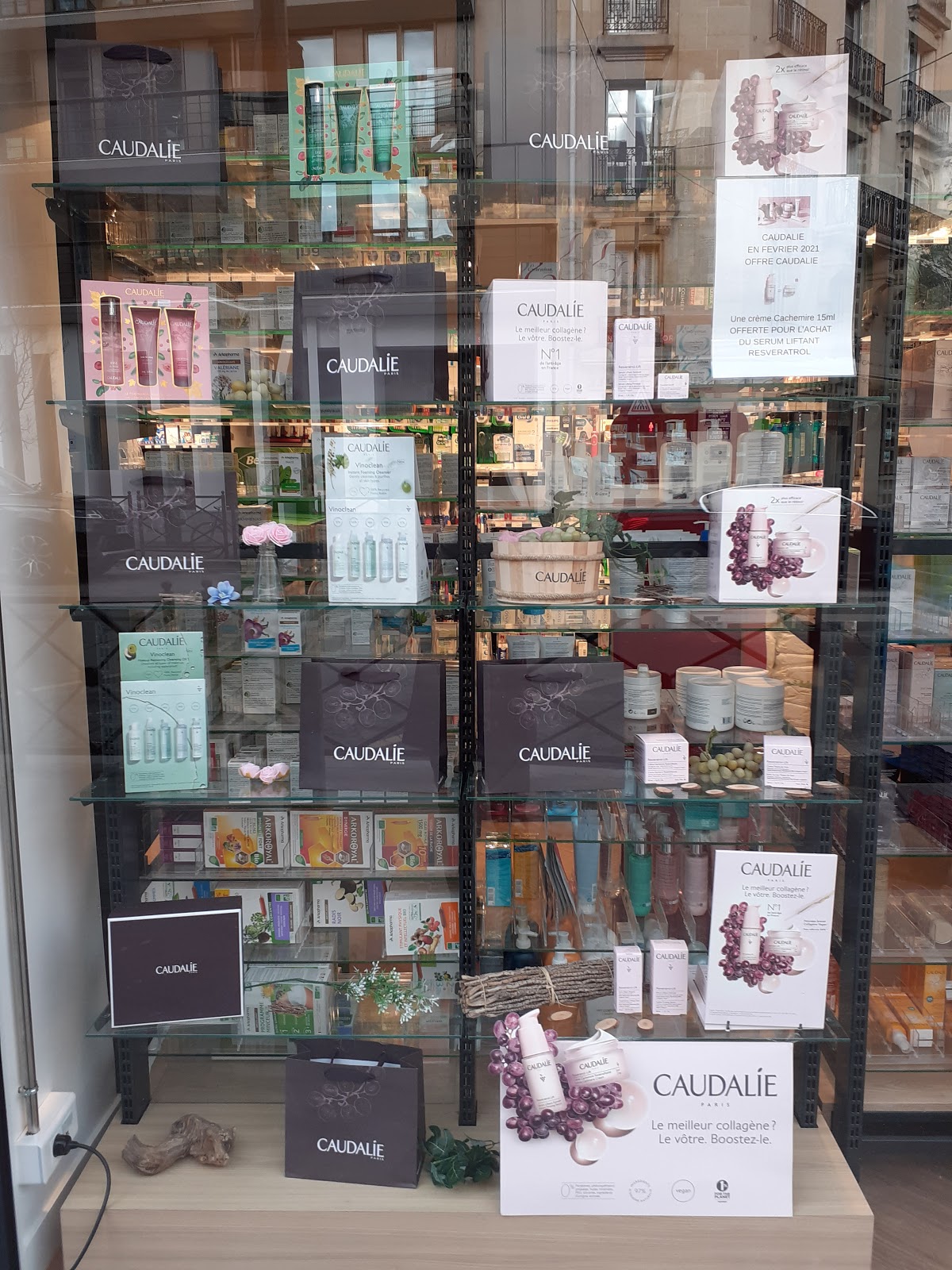 Pharmacie du Roule Leader Santé. 92 200 Neuilly-sur-Seine