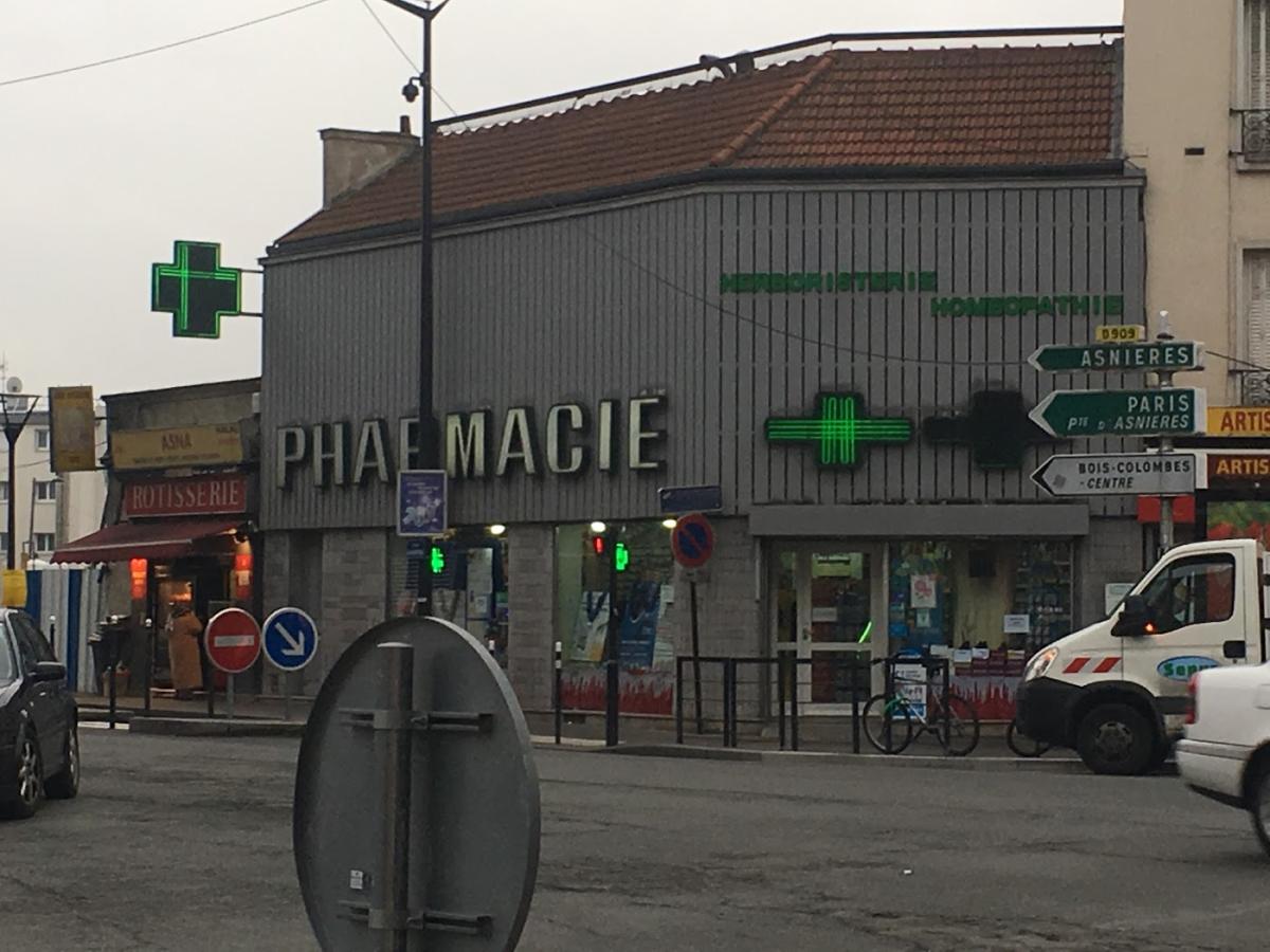 Pharmacie des Quatre Routes