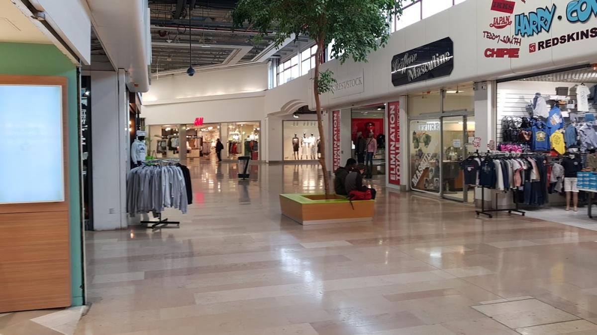 Centre Commercial Pince Vent