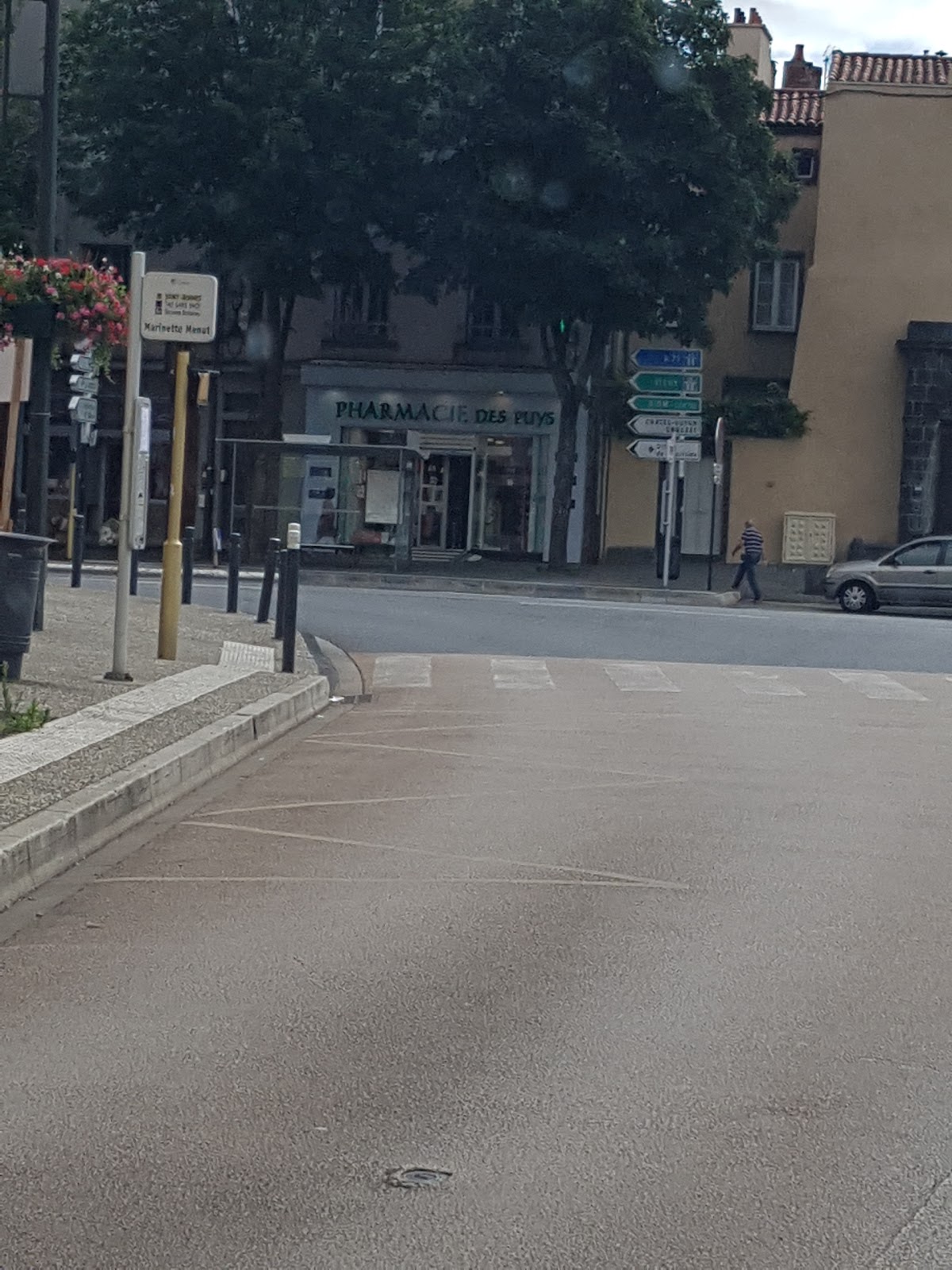 Pharmacie des Puys