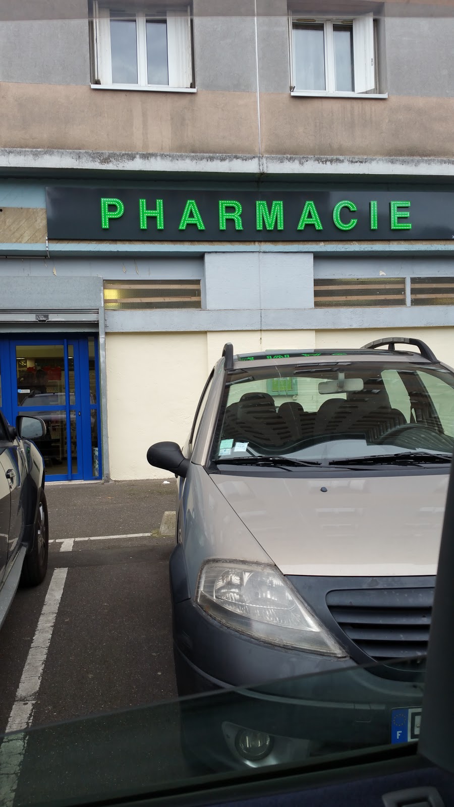 Nguyen Dinh Tan Robert