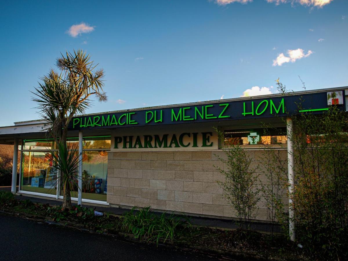 Pharmacie Du Ménez Hom