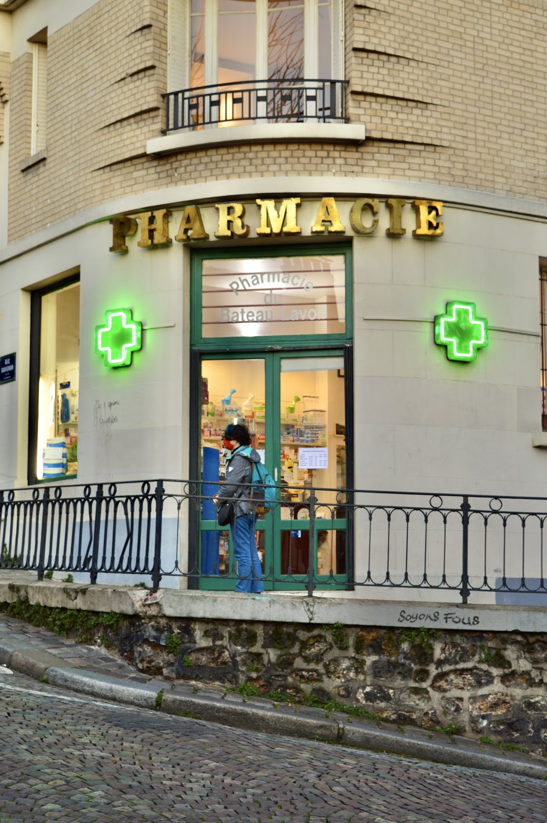 Pharmacie du Bateau Lavoir