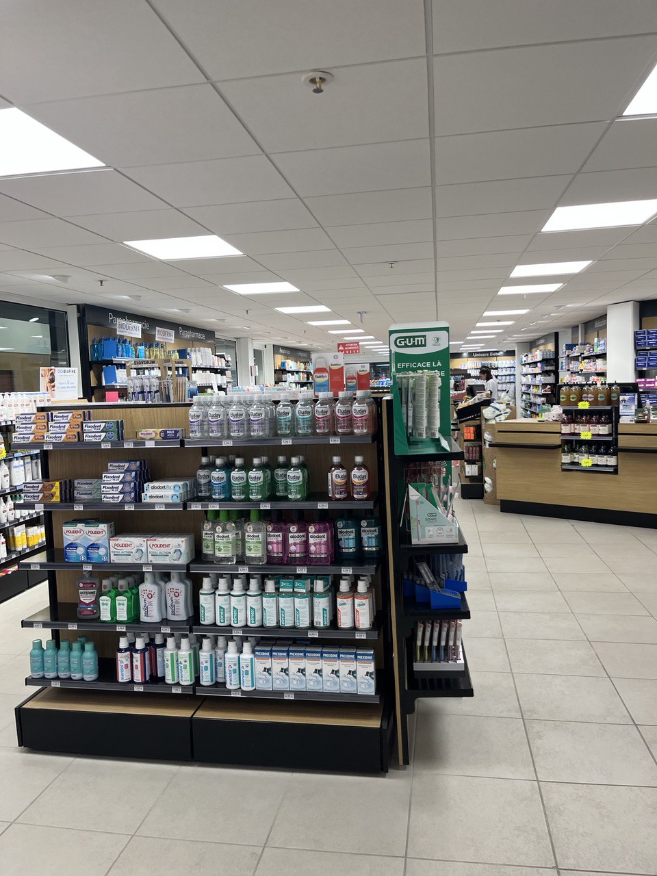 Parapharmacie - Carrefour Soyaux