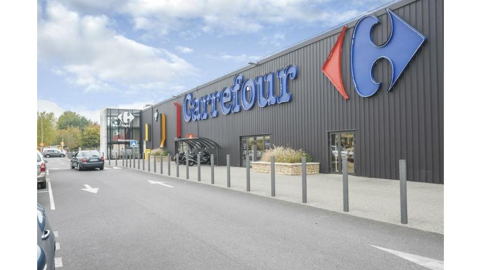 Centre Commercial Carrefour Ségny