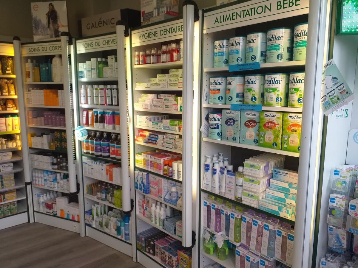 Pharmacie de la Collégiale.