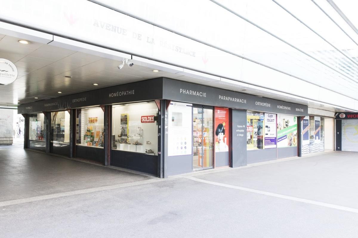 Grande Pharmacie de la Croix de Chavaux