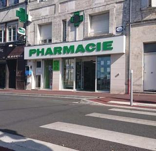 Pharmacie Pharmacie Alsace-Lorraine Julien Lecante station BHNS La Bussatte 2