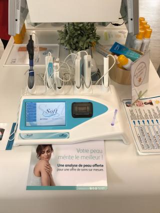 Pharmacie PHARMACIE DE CORENC SELAS 0