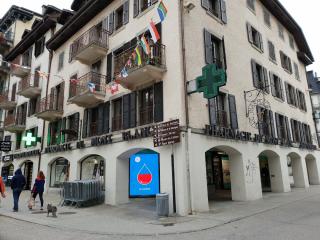 Pharmacie Aprium Pharmacie du Mont Blanc 0