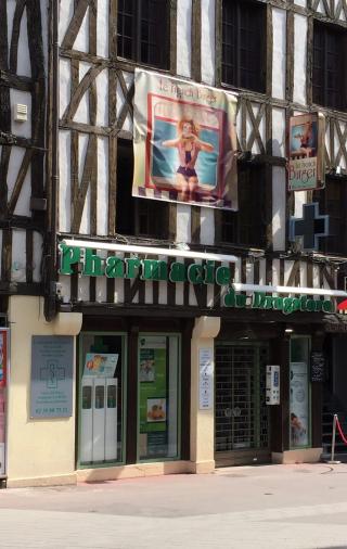 Pharmacie Pharmacie du Drugstore 0