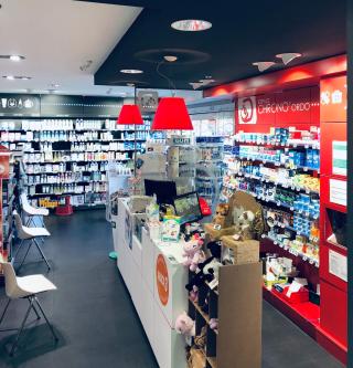 Pharmacie Aprium Pharmacie Daron 0