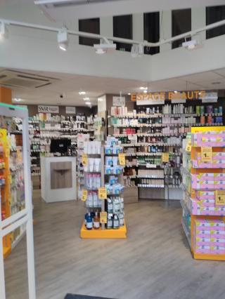 Pharmacie Grande Pharmacie Normale 1