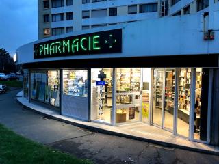 Pharmacie Pharmacie du centre (la terre aux clercs) 2