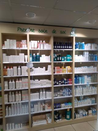 Pharmacie Pharmacie La Fontaine des Eaux 0