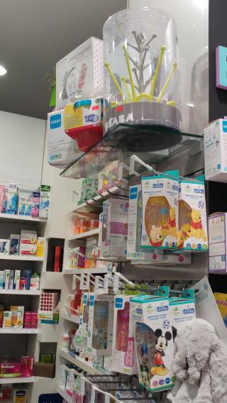 Pharmacie Pharmacie Centrale des Écoles 1