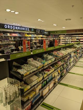 Pharmacie 💊 PHARMACIE SAFFAR | Centre commercial Orlydis Orly 94 0