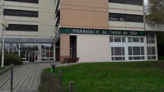 Pharmacie Grande pharmacie de l'Hôtel-de-Ville 1