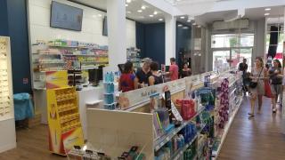 Pharmacie 💊 PHARMACIE DU PERIGORD VERT l Piégut-Pluviers 24 0