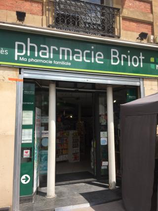 Pharmacie 💊 GRANDE PHARMACIE DE LA POMPE l Rue de la Pompe l Paris 16ème 0