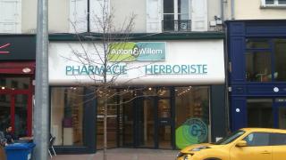 Pharmacie Pharmacie Gay Lussac Anton & Willem - Herboristerie 0