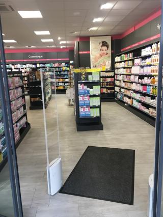 Pharmacie 💊 PHARMACIE CHARPENTIER Thouars 79 0