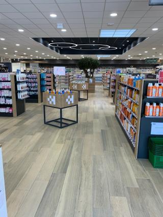 Pharmacie Pharmacie de l'Escale Blanche - Hello Pharmacie Romans - Orthopédie - Micronutrition - Aromathérapie 1