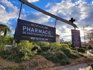 Pharmacie PHARMACIE DE CHATEAUNEUF DU RHONE 0