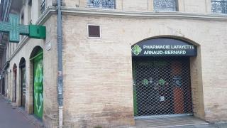 Pharmacie Pharmacie Lafayette Arnaud Bernard 0