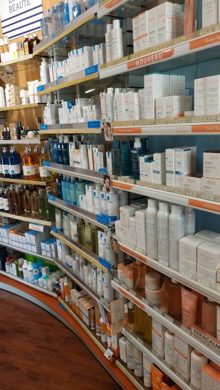 Pharmacie Pharmacie St Enogat 0