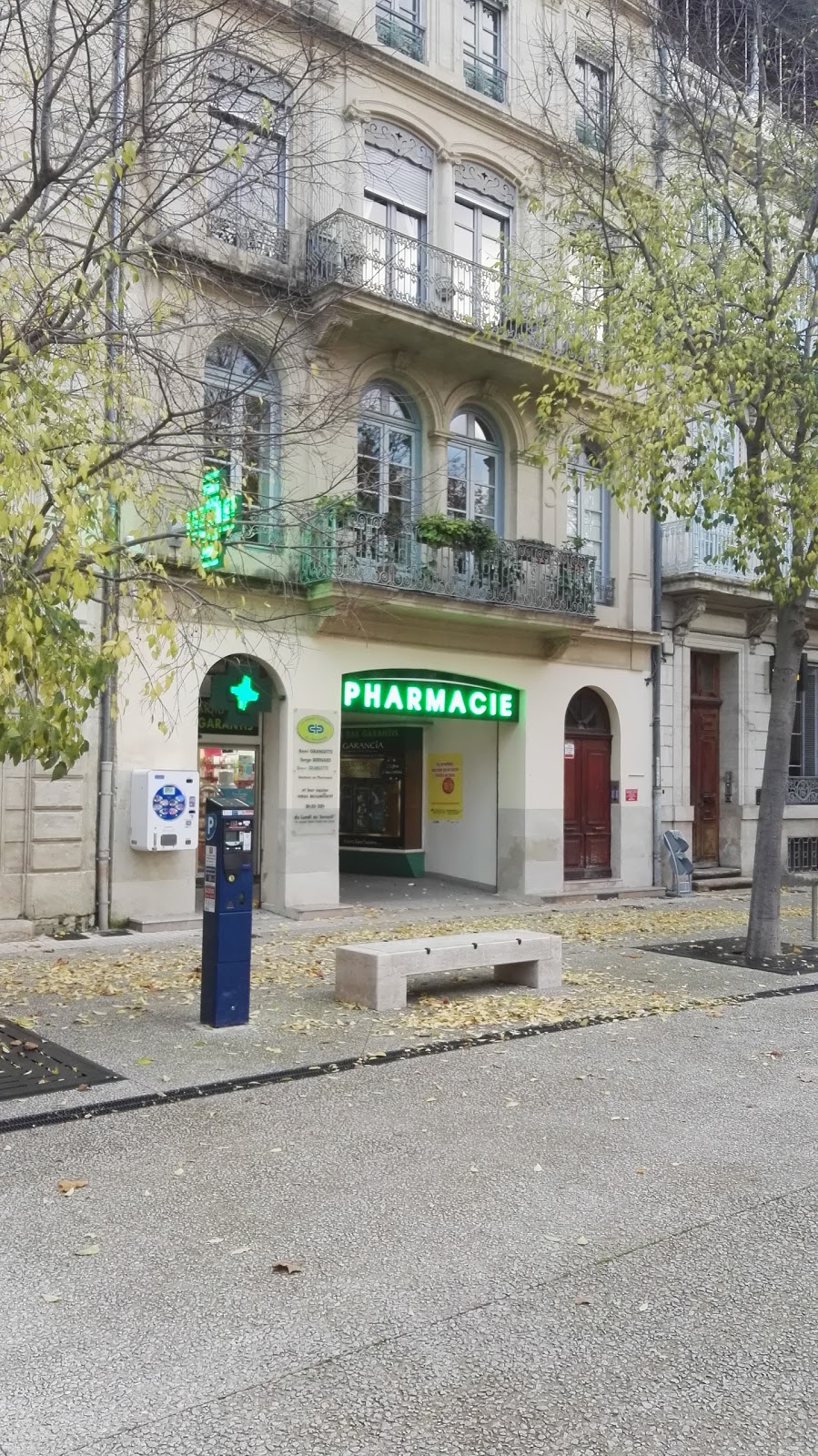 Grande Pharmacie de l'Esplanade
