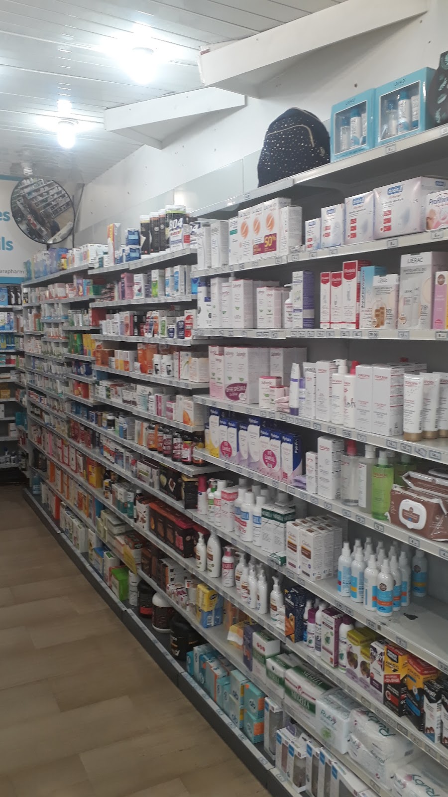 La Pharmacie Méditerranéenne