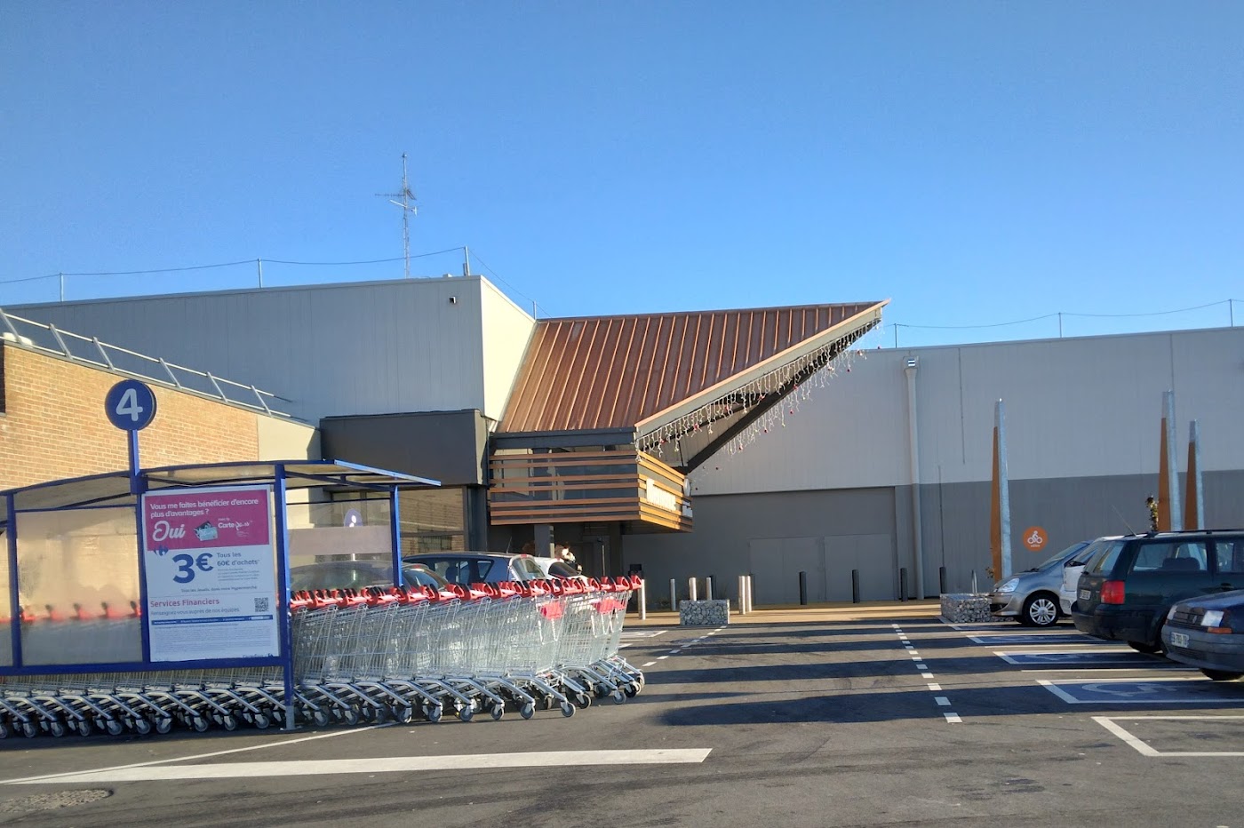 Centre Commercial Carrefour Denain