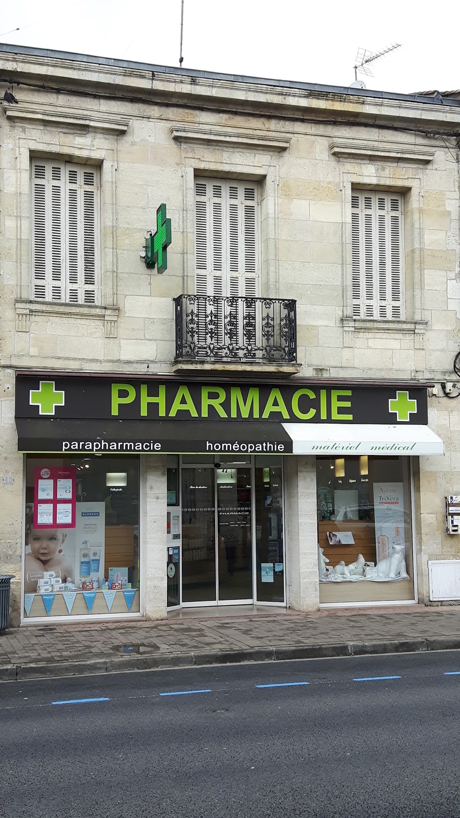 Pharmacie CROMER