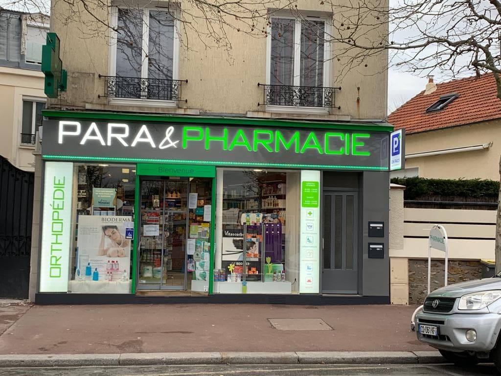 Pharmacie des Ecoles - Le Perreux (Parking en face)