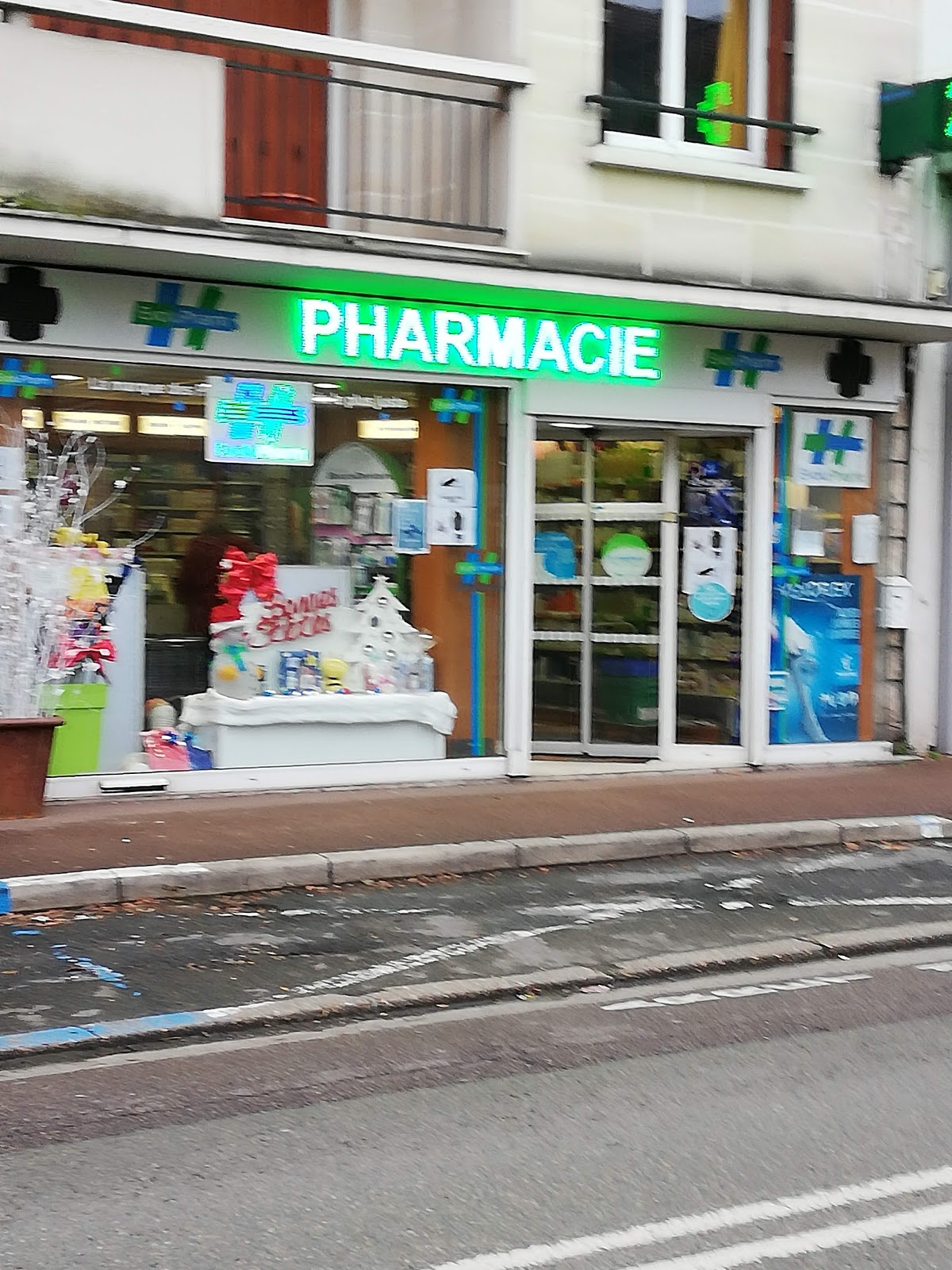 Pharmacie Guehennec.
