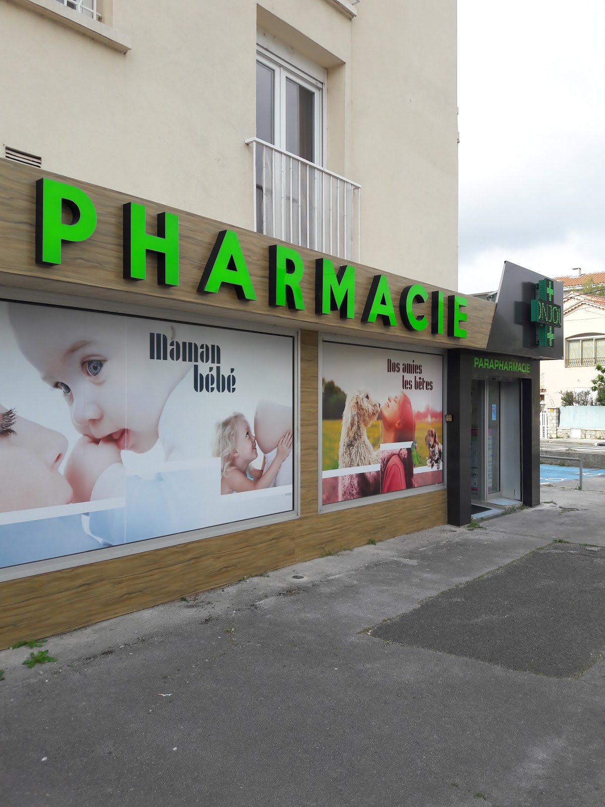 Pharmacie Villanova Le Bris & Cerdan